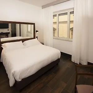domus-altana.hotels-amalfi.com/
