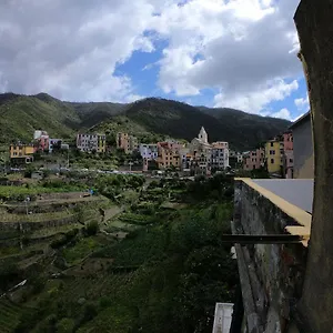 Pensión Punto Zero, Corniglia